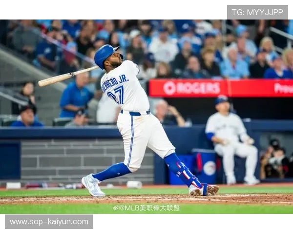 赫塔费官宣签下皇马旧将小格雷罗