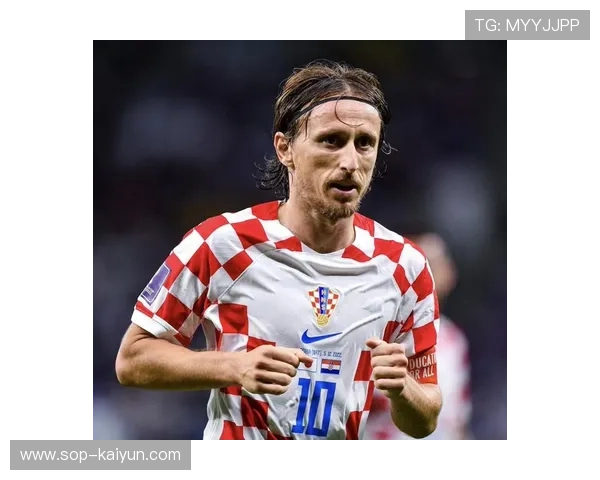 终场哨响,莫德里奇跪地掩面:克罗地亚老将的欧冠征程 终场哨响,莫德里奇跪地掩面:克罗地亚老将的欧冠征程